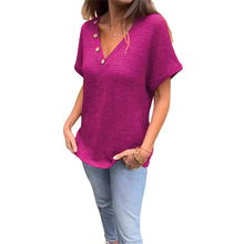 Indlæs billede til gallerivisning Kortærmet top med V-udskæring og nitter