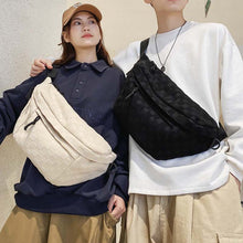 Indlæs billede til gallerivisning Ternet taske til brystet