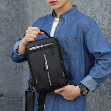 Indlæs billede til gallerivisning Skuldertaske med USB-opladning