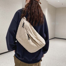 Indlæs billede til gallerivisning Ternet taske til brystet