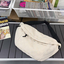 Indlæs billede til gallerivisning Ternet taske til brystet