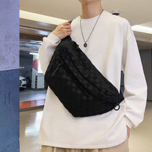 Indlæs billede til gallerivisning Ternet taske til brystet