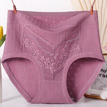 Indlæs billede til gallerivisning Højtaljede bomuldstrusser i plusstørrelser