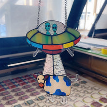 Indlæs billede til gallerivisning Alien Cow vedhæng