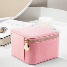 Indlæs billede til gallerivisning Smyckeskrin i läder för resor