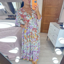 Indlæs billede til gallerivisning Afslappet kjole med blomsterprint og V-hals