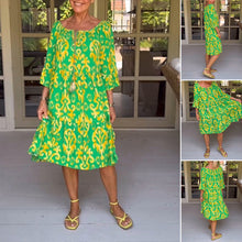 Indlæs billede til gallerivisning Kjole med fulde ærmer og print