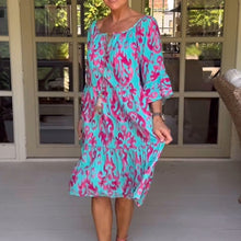 Indlæs billede til gallerivisning Kjole med fulde ærmer og print