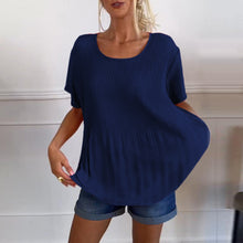 Indlæs billede til gallerivisning Ensfarvet plisseret bluse med rund hals