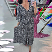 Indlæs billede til gallerivisning Ny V-hals-lang kjole med blomsterprint