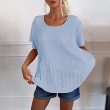 Indlæs billede til gallerivisning Ensfarvet plisseret bluse med rund hals