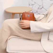 Indlæs billede til gallerivisning Lodret crossbody-taske med telefon