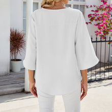 Indlæs billede til gallerivisning Ensfarvet chiffonskjorte med V-hals og løse ærmer