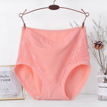 Indlæs billede til gallerivisning Trusser i bomuld med høj talje og lækagesikring i store størrelser