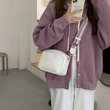 Indlæs billede til gallerivisning Lille firkantet læder skuldertaske