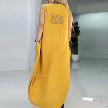 Indlæs billede til gallerivisning Afslappet ærmeløs maxikjole med abstrakt tryk