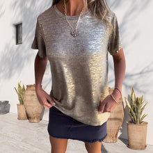 Indlæs billede til gallerivisning Kortærmet T-shirt med guldfolie
