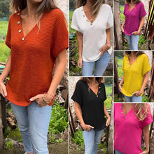 Indlæs billede til gallerivisning Kortærmet top med V-udskæring og nitter