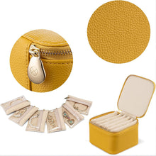 Indlæs billede til gallerivisning Smyckeskrin i läder för resor