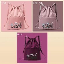 Indlæs billede til gallerivisning Broderet skuldertaske med lomme med snøre