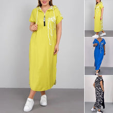 Indlæs billede til gallerivisning Trendy hættekjole med lynlåsdetaljer med en forbundet Cape-effekt