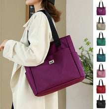 Indlæs billede til gallerivisning Letvægts vandtæt nylon skuldertaske