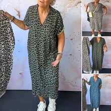 Indlæs billede til gallerivisning Kortærmet leopardprintet kjole med V-hals