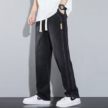 Indlæs billede til gallerivisning Løstsiddende jeans med lige ben til mænd