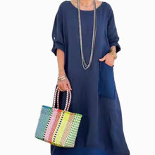 Indlæs billede til gallerivisning Ensfarvet lommekjole med rund hals Lang kjole