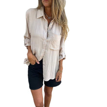 Indlæs billede til gallerivisning Alsidig skjorte med revers og stor lomme