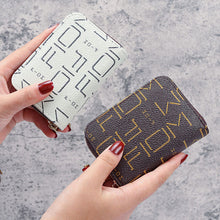 Indlæs billede til gallerivisning Mini multikortholder med stor kapacitet