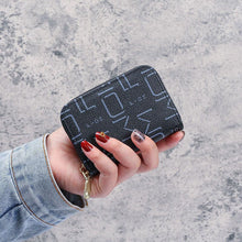 Indlæs billede til gallerivisning Mini multikortholder med stor kapacitet