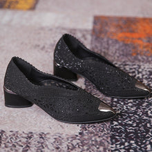 Indlæs billede til gallerivisning Udhulede meshsko med spids tå og kraftig hæl