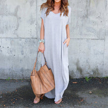 Indlæs billede til gallerivisning Kjole med V-udskæring, slidser og lommer