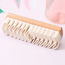 Indlæs billede til gallerivisning Rengøringsbørste i blødt gummi