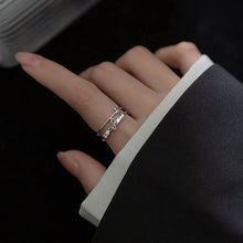 Indlæs billede til gallerivisning Dobbelt sommerfugl diamantring (med kort)