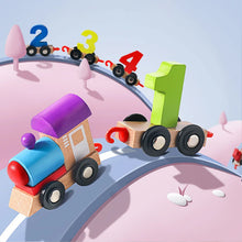 Indlæs billede til gallerivisning Digitalt legetøjstog i træ