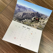 Indlæs billede til gallerivisning Pooping Pooches Dog Calendar