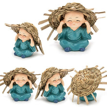 Indlæs billede til gallerivisning Babymunke-figur med hat i polyharpiks (4stk)