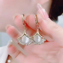 Indlæs billede til gallerivisning Stilfulde unikke Ginkgo øreringe