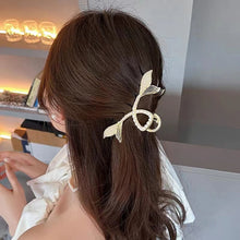 Indlæs billede til gallerivisning Hårspænde i rhinsten