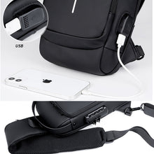 Indlæs billede til gallerivisning Tyverisikret brysttaske med kodelås