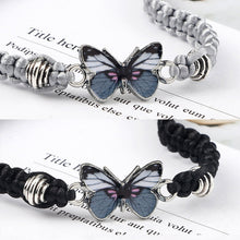 Indlæs billede til gallerivisning Armbånd med sommerfuglevedhæng