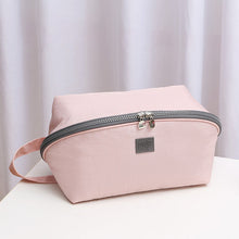 Indlæs billede til gallerivisning Multifunktionel Rejsetaske med rumopdeling