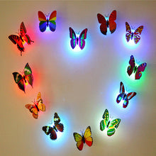 Indlæs billede til gallerivisning 3D LED sommerfugledekorations natlampe