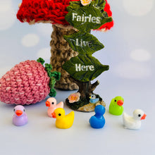 Indlæs billede til gallerivisning Mini-ænder i harpiks