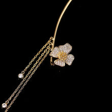 Indlæs billede til gallerivisning Zirkonøreringe med Sommerfugle og kvaster