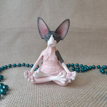 Indlæs billede til gallerivisning Sphynx kat yoga statue