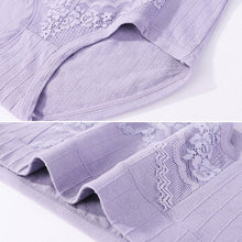 Indlæs billede til gallerivisning Højtaljede bomuldstrusser i plusstørrelser