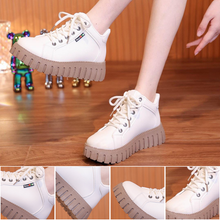 Indlæs billede til gallerivisning Populære lavskårne støvler med tyk sål